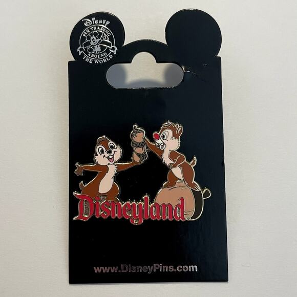Disney Other - Disney Pin Chip and Dale Chipmunks Stacking Acorns Disneyland Collectible